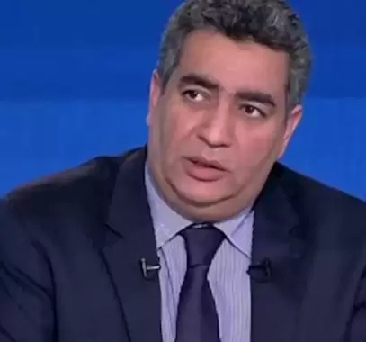 احمد مجاهد رئيس اللجنة الثلاثية.webp