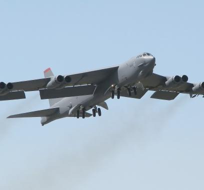 بي 52
