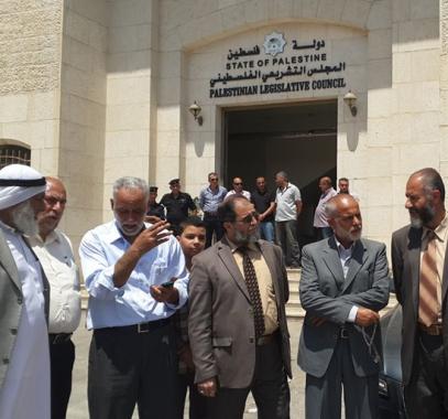 نواب حماس بالضفة
