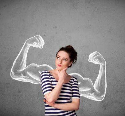 علامات تدل أنكِ تملكين شخصية قوية