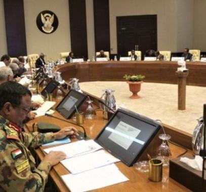 مجلس الوزراء السوداني يعقد أول اجتماعاته