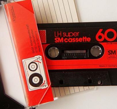 بعد 60 عاما.. وفاة مخترع شريط الكاسيت