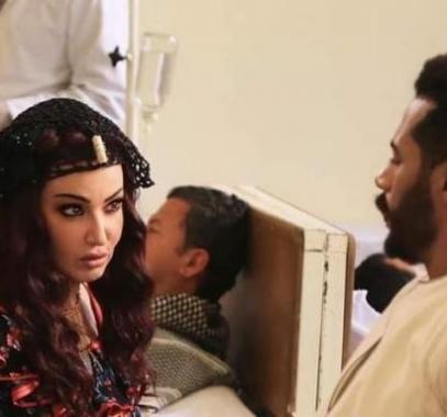 سمية الخشاب لـ محمد رمضان : بالراحة ع الملبن