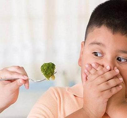 تجنبي هذه الأمور حين تعلمين طفلك الصيام