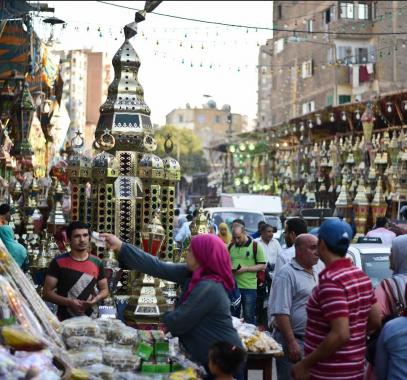 مصر: مواعيد غلق المحلات في رمضان 2021