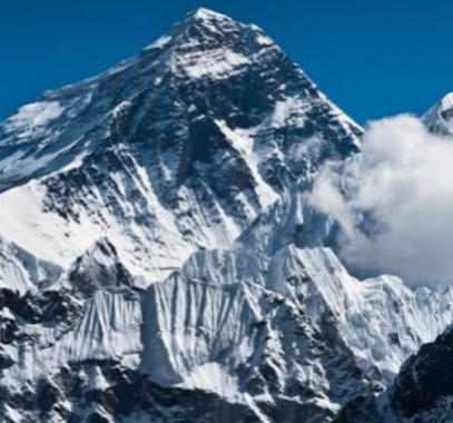 مسن يحطم رقما قياسيا كأكبر أمريكى يتسلق قمة جبل إيفرست