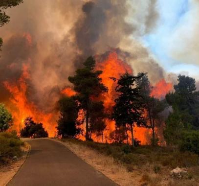 حريق في القدس.jpg