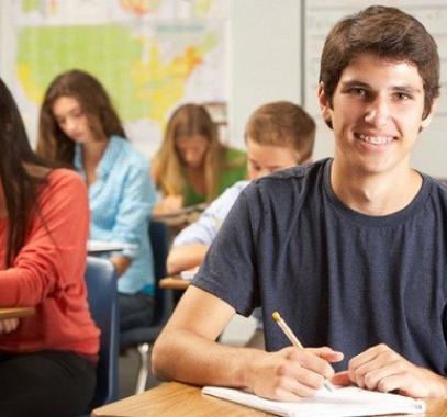 طلاب الثانوية العامة
