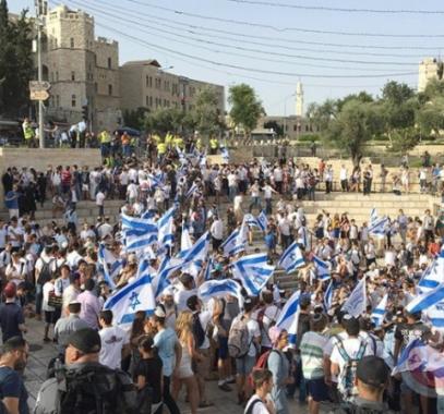 الاحتلال يلغي مسيرة الأعلام بالقدس خشية تفجر الأوضاع الميدانية