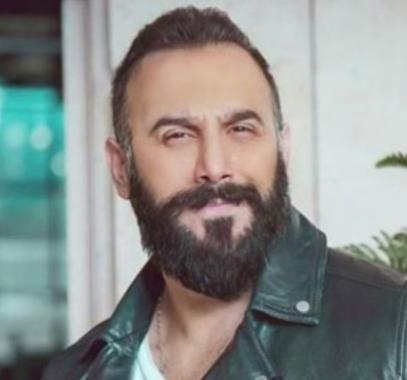 شاهد:  ابن قصي خولي يقلد والده في مسلسل 