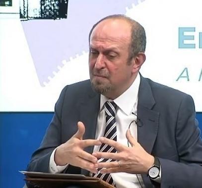هادي عمرو