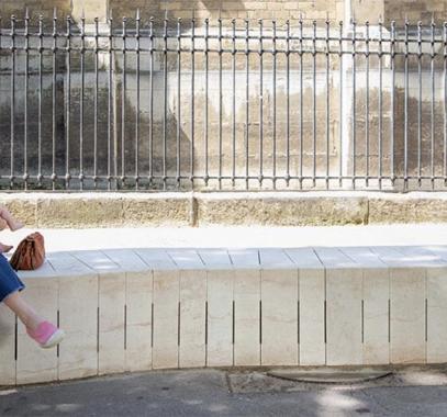 مقاعد للتبريد فى فرنسا لمواجهة ارتفاع درجات الحرارة