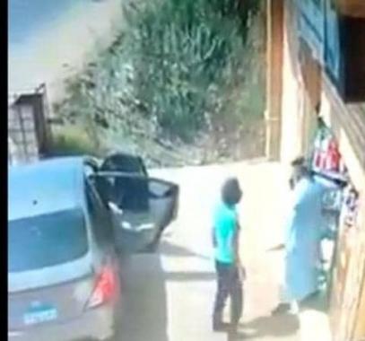 بالفيديو: مشهد يوثق خطف طفل بمصر