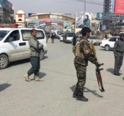 13 قتيل في تفجير انتحاري بمحيط مطار كابل