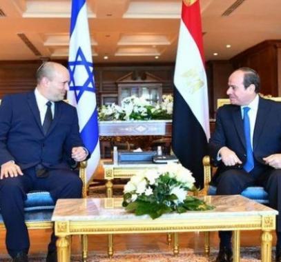 بينيت والسيسي.jpg