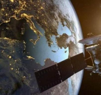 روسيا تبدأ فى نشر منظومة إنترنت فضائى في مدار الأرض