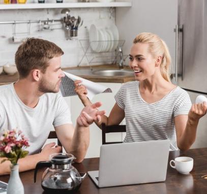 نصائح لتحسين حديثك مع زوجك