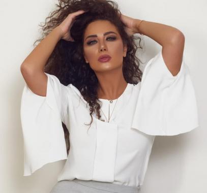 نور صعب تخفي معاناة كبيرة خلف جمالها