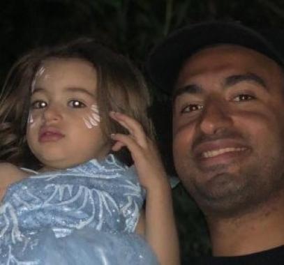 علي ربيع وابنته