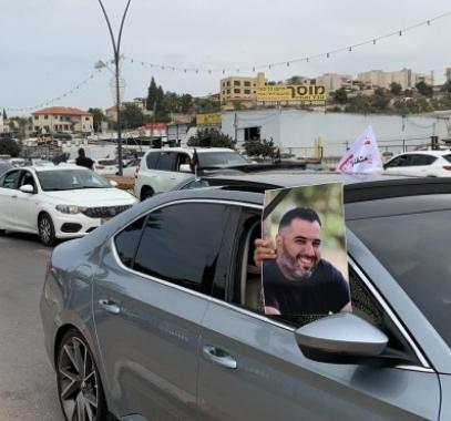 قافلة سيارات.