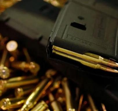 سرقة كميات سلاح كبيرة من أحد القواعد العسكرية الإسرائيلية.jpg