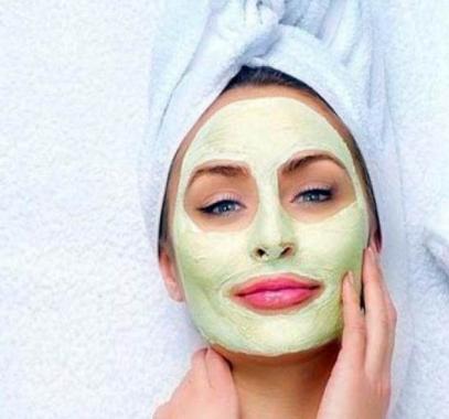 تخلص من حب الشباب باستخدام الشاي الأخضر