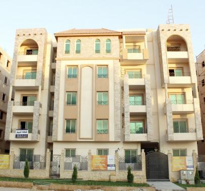شاهد: فيديو سيدة التجمع الخامس الاوكرانية في البلكونه يتصدر مواقع مصر