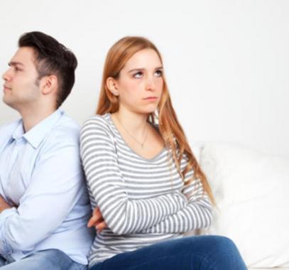 أخطاء تقتل الحب بعد الزواج