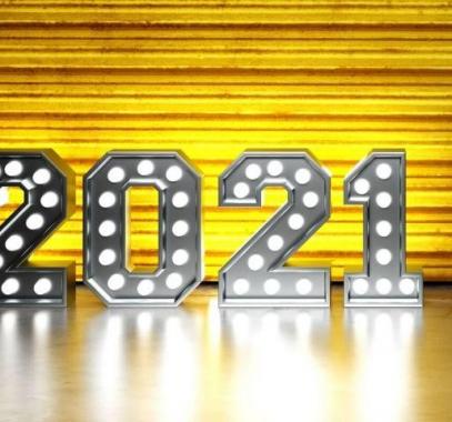 شاهدوا: أبرز الأحداث الفنية والاجتماعية لعام 2021.. بعضها متوقع والبعض الآخر مفاجئ وصادم