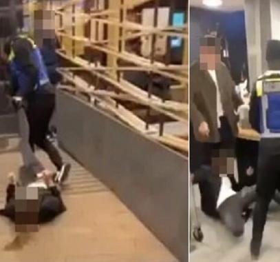 بالفيديو: مقطع صادم لحارس أمن في سلسلة مطاعم شهيرة يعتدي على امرأة ويسحلها خارج المحل!