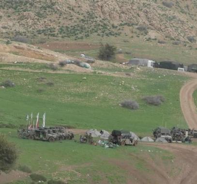شاهد.. تدريبات عسكرية لجيش الاحتلال في الأغوار الشمالية