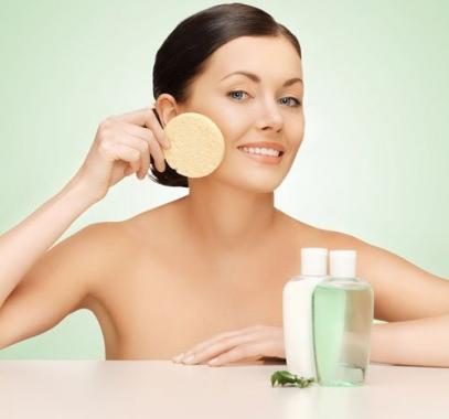 بالفيديو: اليكِ حواء روتين العناية بالبشرة