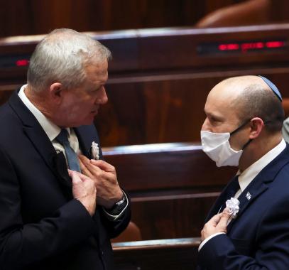 بينيت وغانتس.jpg