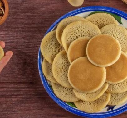 بالفيديو: طريقة عمل عجينة قطايف