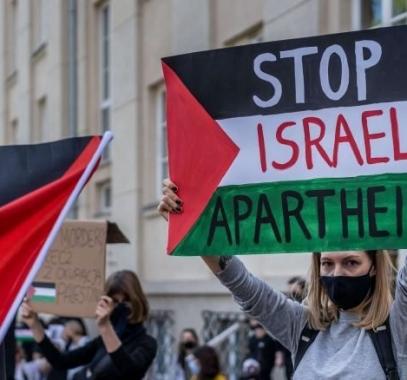 وقفة في إيرلندا لمناهضة الفصل العنصري ضد الشعب الفلسطيني