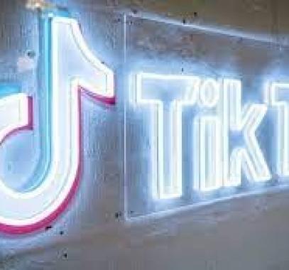 1000 دولار للفائز.. شركة مجوهرات أمريكية تطلق مبادرة لإنقاذ موظفيها من 