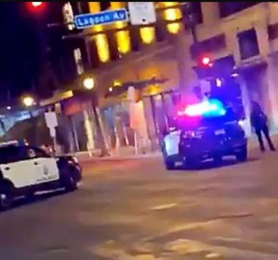 مقتل 8 أشخاص في عملية إطلاق نار بمركز للتسوق في نيويورك