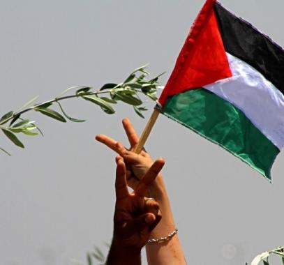 تضامن مع شعبنا فلسطين.jpg