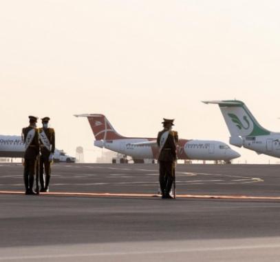 طائرة مقاتلة.