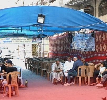 شاب من غزّة يُنهي حياته بإضرام النار في جسده على مرأى ومسمع والديه