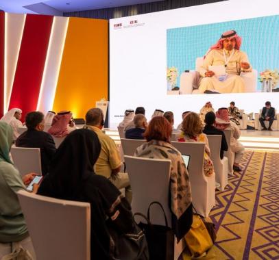 انطلاق مؤتمر الناشرين بمناقشة النشر الورقي وتقنيات الكتاب الصوتي