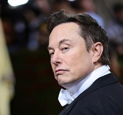 ابنة إيلون ماسك المتحولة جنسيا تظهر للعلن (صور)