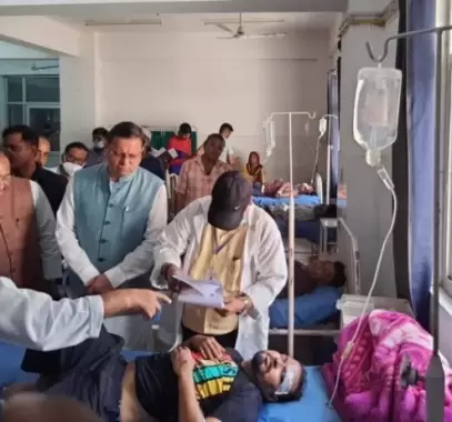 وفاة 25 شخصًا إثر سقوط حافلة بوادٍ في جبال شمال الهند 
