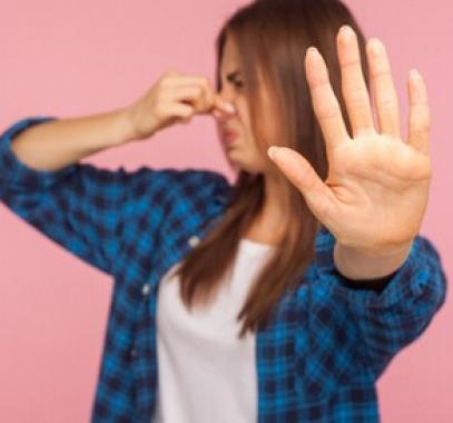 علاج رائحة كريهة من المهبل تشبه رائحة السمك ب5 طرق