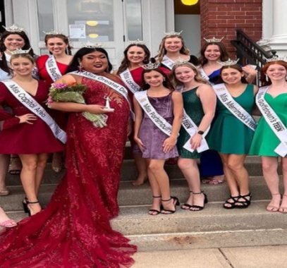 أول متحول يفوز بلقب ملكة جمال محلية في أمريكا (فيديو+ صور)