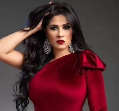 ياسمين عبد العزيز