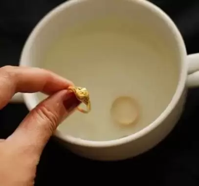 تنظيف المجوهرات