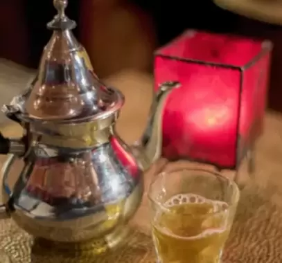 طريقة عمل القهوة السعودية يمكن تقديمها مع التمر