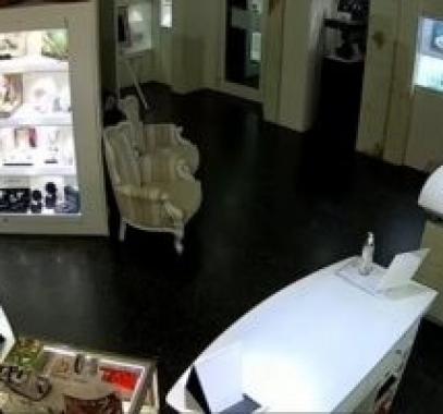 سرقة متجر مجوهرات