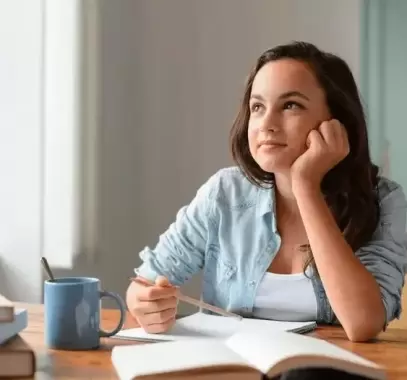 كيف تجعل شخصاً يفكر فيك
